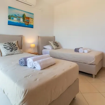 Вилла Daphne, Lourdas Bay View *